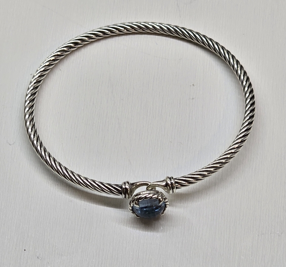 David Yurman Jewelry - David Yurman petite Chatelaine sterling bracelet with blue topaz